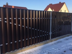 Забор из евроштакетника в шахматном порядке 10 соток фото в Мытищах